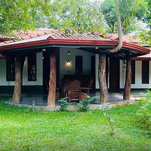 Kingfisher Resort & Retreat Sigiriya